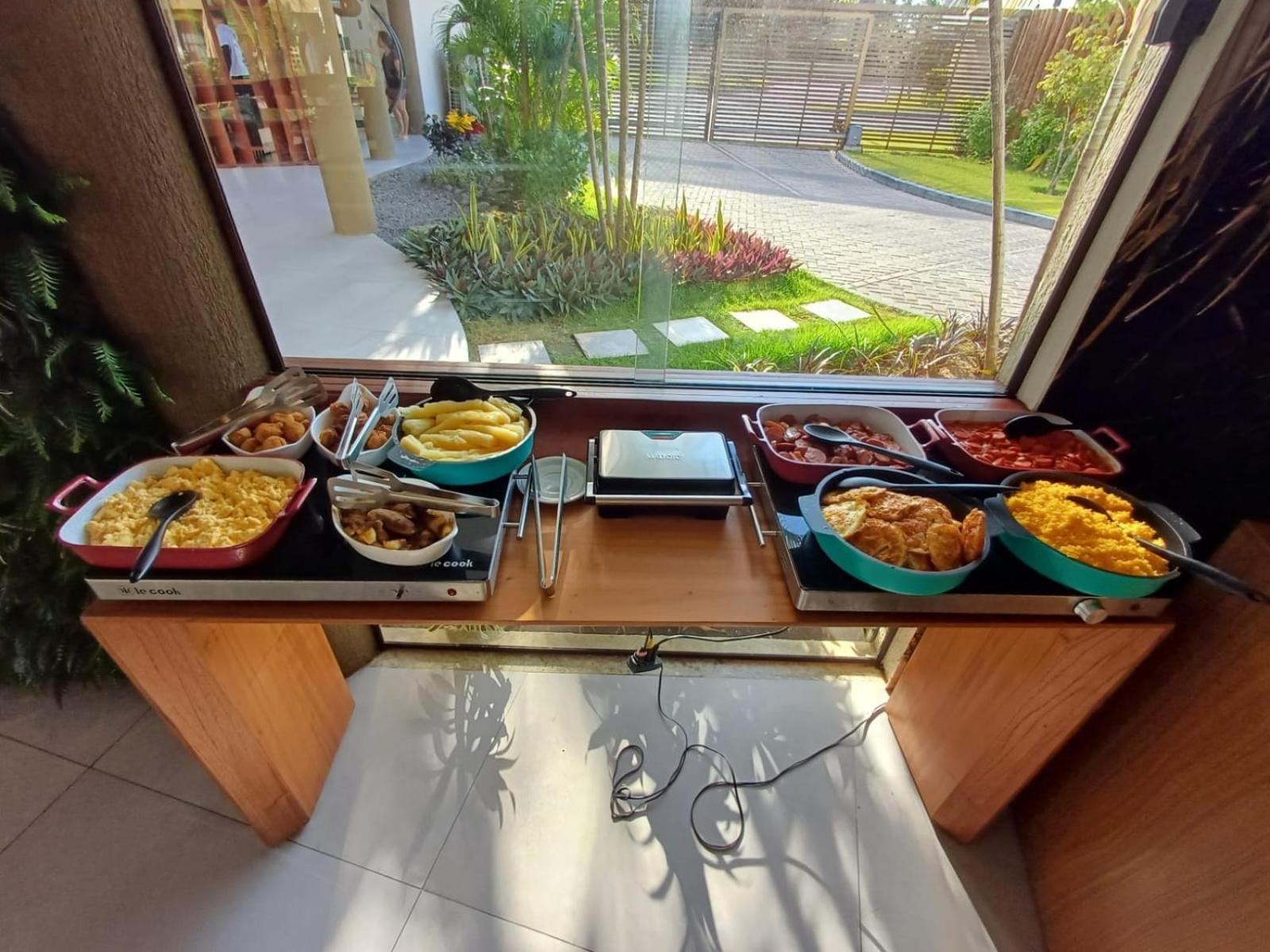 Apartamento Mana Experience - Flat Com 2 Quartos Sendo Uma 2 Vagas De Garagem -muro Alto A 300 Metros Da -com Vista A Piscina E Mar